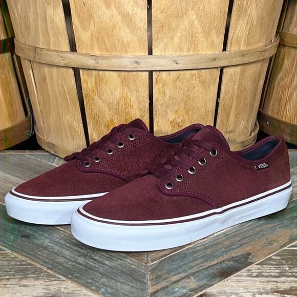 Vans Authentic Low Burgundy Suede Snakeskin Embossed Sneakers Womens Size 8.5 - Picture 3 of 11